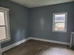 216 Park Ave in East Orange, NJ - Building Photo - Building Photo