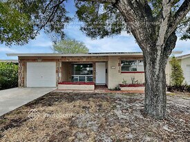 1731 N 56th Ave in Hollywood, FL - Building Photo