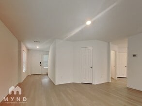 5233 Elrington Vly Ln in Porter, TX - Building Photo - Building Photo