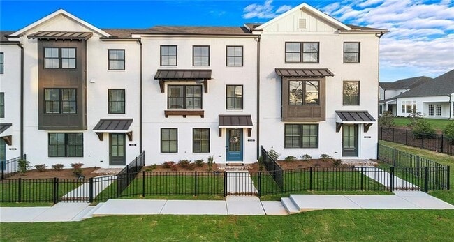 538 Healy Dr in Cumming, GA - Building Photo - Building Photo