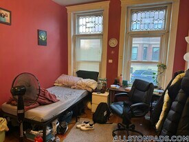 1254 Commonwealth Ave in Boston, MA - Building Photo