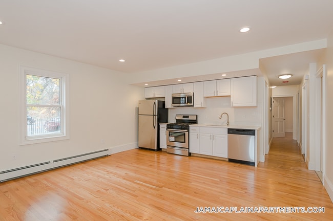 property at 4 School St