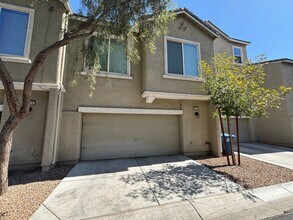 4512 Townwall St in Las Vegas, NV - Building Photo - Building Photo