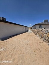 1483 O Sullivan Dr in Horizon City, TX - Building Photo - Building Photo