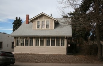 3489 S Downing St in Englewood, CO - Foto de edificio - Building Photo