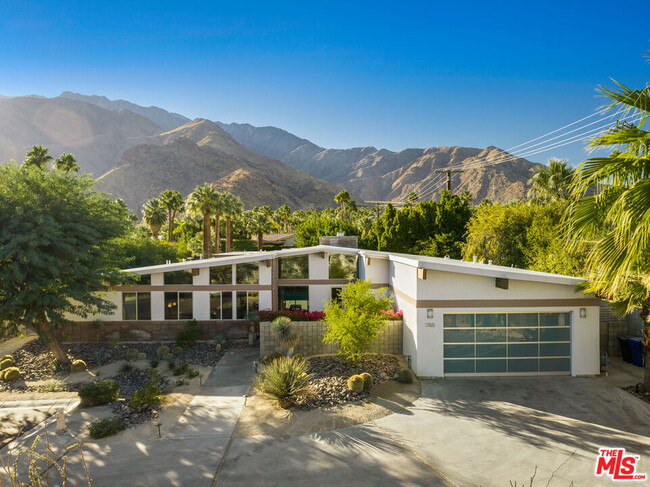 1765 Royal Palm Ct in Palm Springs, CA - Building Photo - Building Photo