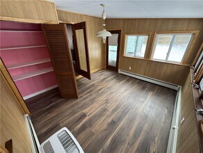 22 Overhill Rd in Warren, RI - Building Photo - Building Photo