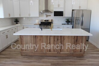 2905 Kolob Canyon Dr in Bullhead City, AZ - Building Photo - Building Photo