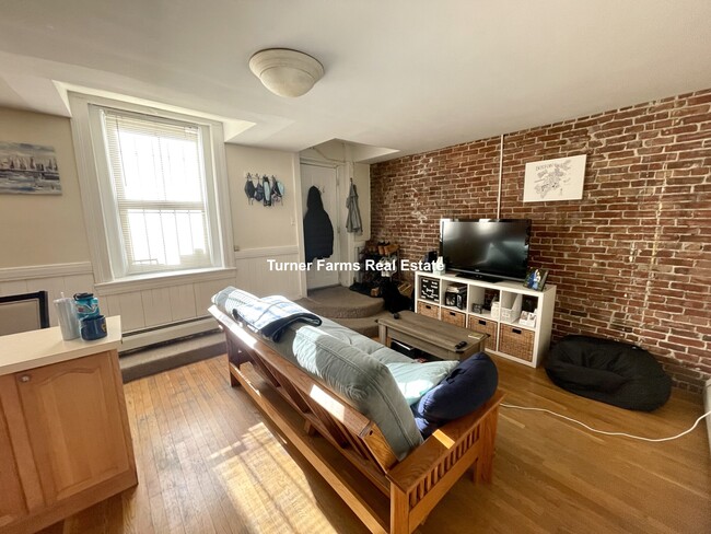 4 Symphony Rd, Unit B in Boston, MA - Building Photo - Building Photo