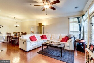 512 Sunset View Terrace SE-Unit -103 in Leesburg, VA - Building Photo - Building Photo
