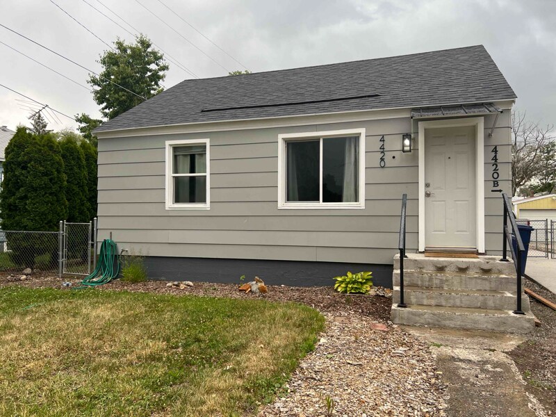 4420 N Best Rd in Spokane Valley, WA - Building Photo