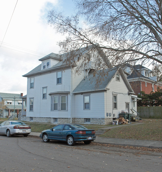 1220 Huffman Ave in Dayton, OH - Foto de edificio - Building Photo