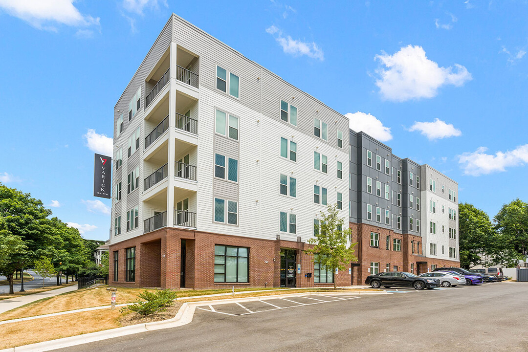 Varick on 7th in Charlotte, NC - Foto de edificio