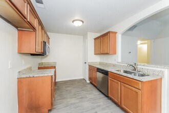 9425 Darren Cir S in Cordova, TN - Building Photo - Building Photo