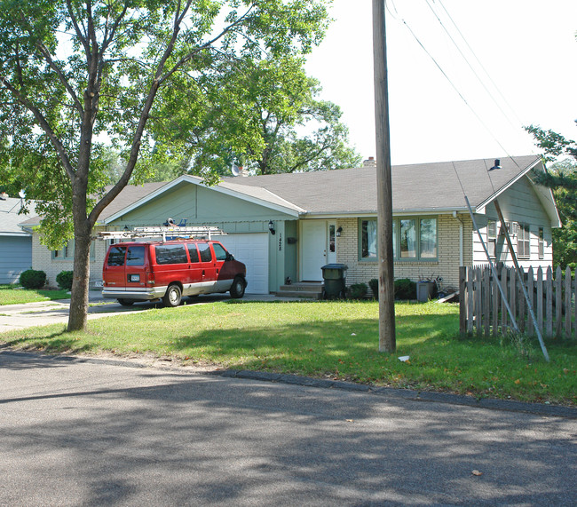 1430 Bradley St in St. Paul, MN - Building Photo - Building Photo