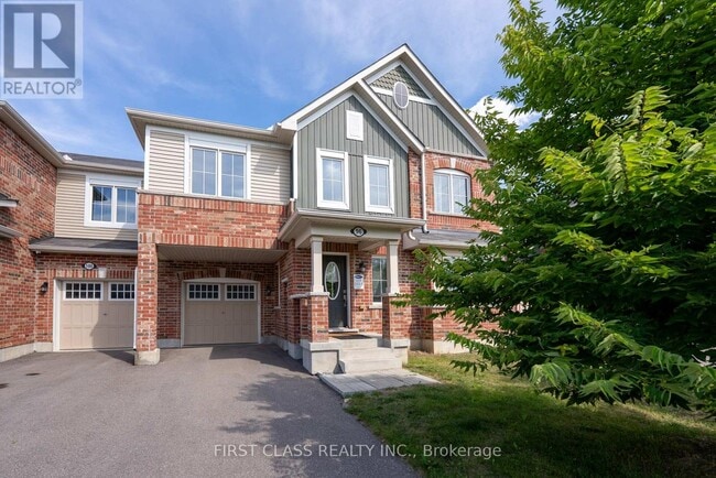 property at 96 Hutt Cres