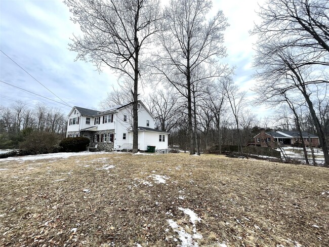 135 Myers Corners Rd in Wappingers Falls, NY - Building Photo - Building Photo