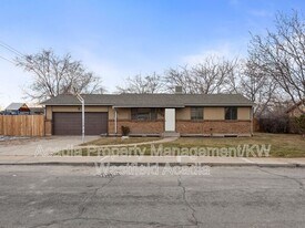 1117 N 980 W St in Orem, UT - Building Photo