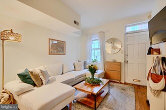 3 E Hamburg St in Baltimore, MD - Building Photo - Building Photo