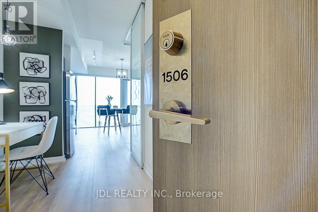 390-1390 Cherry St in Toronto, ON - Building Photo