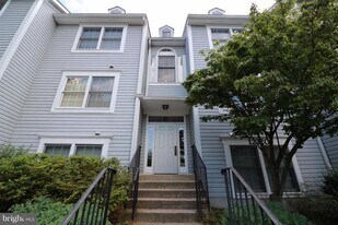 12220 Eagles Nest Ct in Germantown, MD - Building Photo