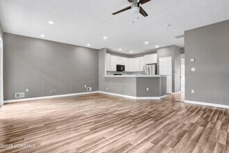 100 Pine St in Lakehurst, NJ - Building Photo - Building Photo