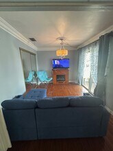4923 Vincennes Ct, Unit 12 in Cape Coral, FL - Foto de edificio - Building Photo
