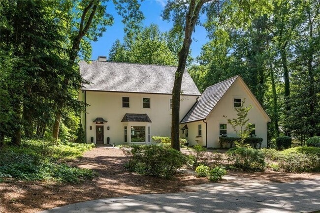 property at 1260 Heards Ferry Rd NW