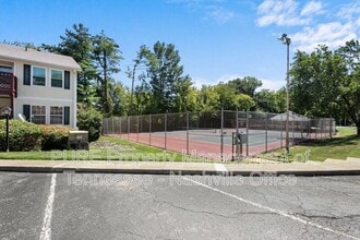 146 N Timber Dr in Nashville, TN - Building Photo - Building Photo