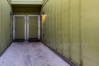 535 Advantage Dr in New Braunfels, TX - Building Photo - Building Photo