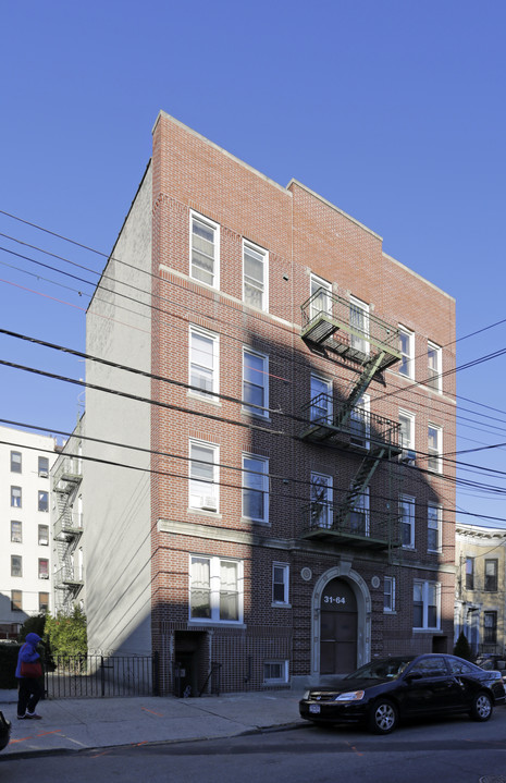 3164 30th St in Astoria, NY - Building Photo