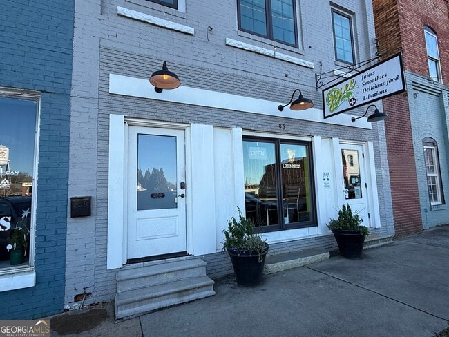 property at 95 W Franklin St