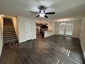 4415 Village Oak Ln in Pace, FL - Building Photo - Building Photo