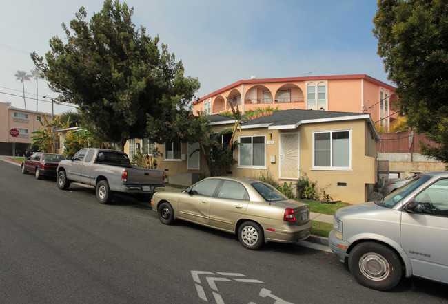 401-409 Pacific St in Santa Monica, CA - Building Photo - Building Photo