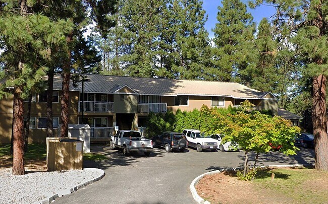 906 W 2nd St in Cle Elum, WA - Building Photo - Building Photo