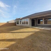 25932 W Firehawk Dr in Buckeye, AZ - Building Photo - Building Photo