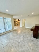 341 23rd Way S in West Palm Beach, FL - Building Photo - Building Photo