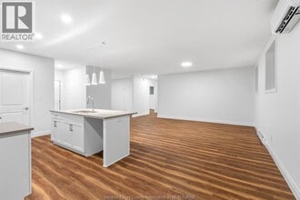 162 McLellan Ave in Amherstburg, ON - Building Photo - Building Photo