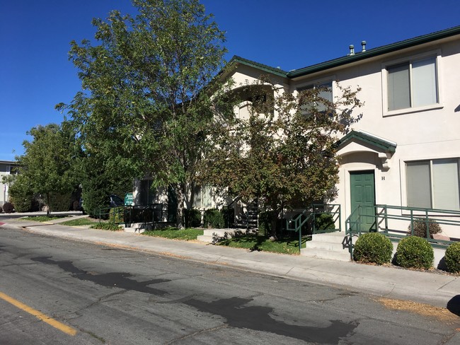 Plumbcrest Apartments in Reno, NV - Building Photo - Other