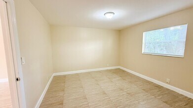 607 NE 29th Dr in Wilton Manors, FL - Building Photo - Building Photo