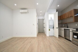 582 E 138th St in Bronx, NY - Building Photo - Building Photo