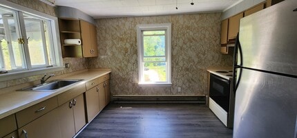 10192 Licking Creek Rd in Mifflintown, PA - Building Photo - Building Photo
