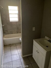 3024 Hillside Dr photo'
