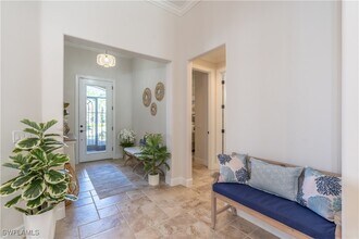 9332 Fieldstone Ln in Naples, FL - Building Photo - Building Photo