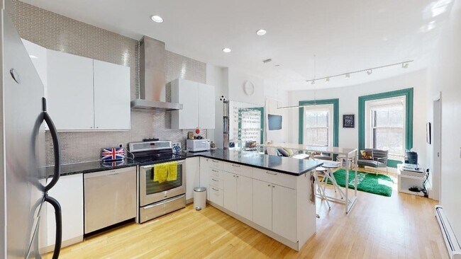 71 Worcester St, Unit 3