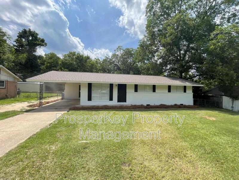 941 Belvedere Dr in Columbus, GA - Building Photo