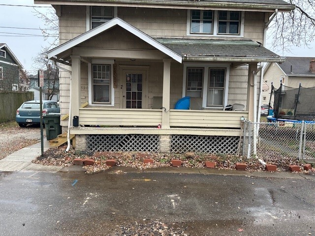 property at 1320 Wilson Pl NW