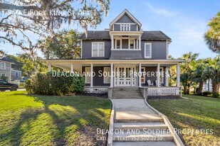 740 E Fort King St in Ocala, FL - Building Photo