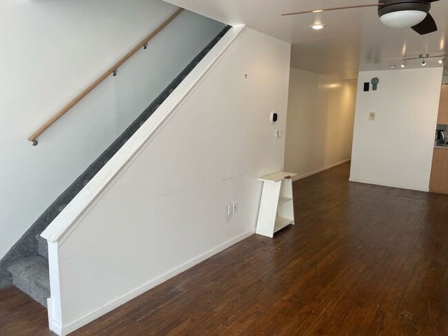 928 E Passyunk Ave, Unit 3 in Philadelphia, PA - Foto de edificio - Building Photo