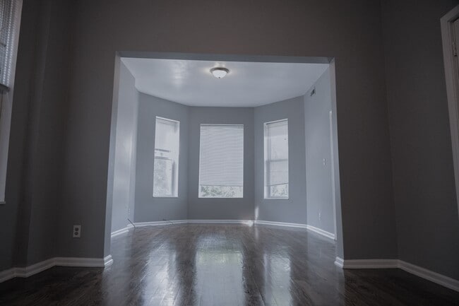 5711 S Ada St, Unit Unit 2